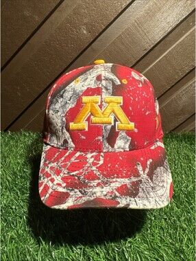 VTG NWT  Zephyr Minnesota Golden Gophers Red Camo Strapback Hat Gameday NCAA
